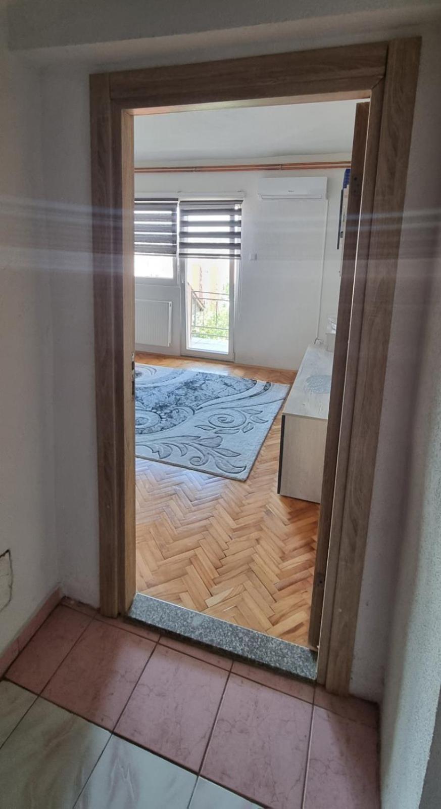 Dzenix Apartment *