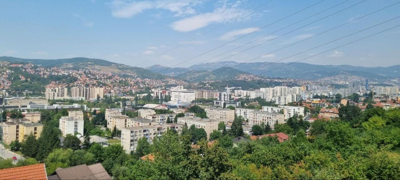 Dzenix Apartment